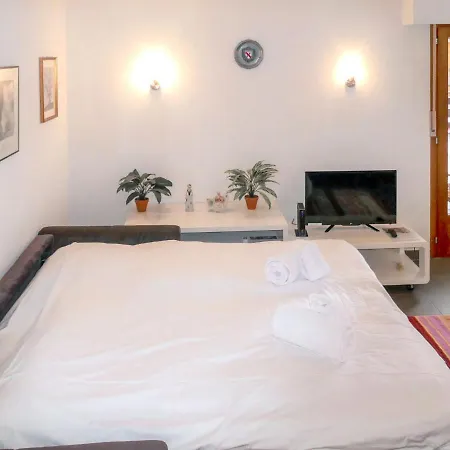 Zanfleuron A1 By Interhome Apartmán *